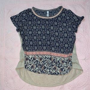 Short sleeve floral shirt